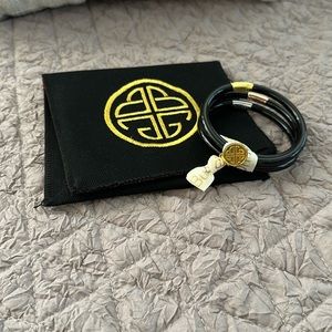 BUDHA GIRL All Weather 3 KINGS - Black